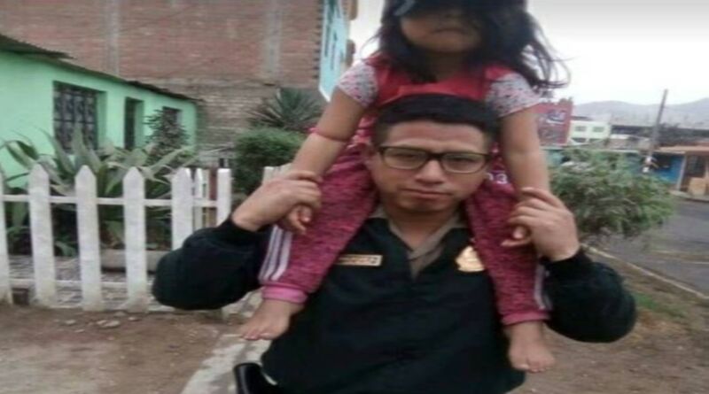 Mi Perú: Mira el tremendo gesto que tuvo policía con niña perdida