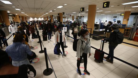 Callao: 8 casos positivos de covid-19  provenientes de vuelos internacionales