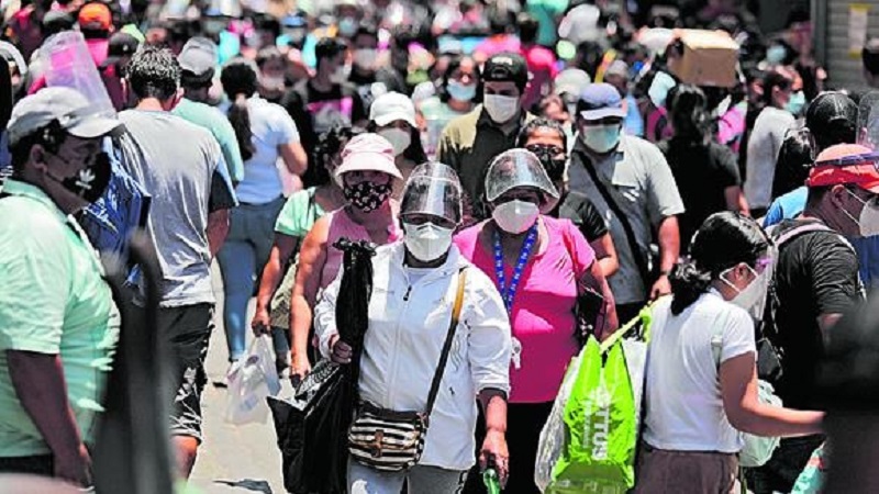 Covid-19: clase media se redujo a la mitad afectando a más de 6 millones de peruanos