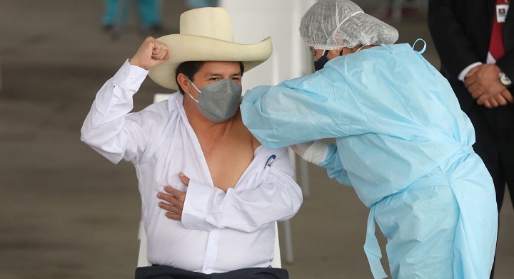 Pedro Castillo: «Tengo fe en la vacuna Sinopharm y en todas las vacunas»