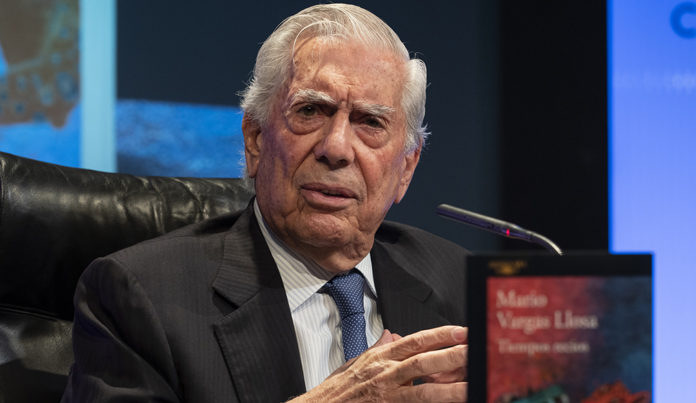 Vargas Llosa se suma a la campaña de firmas ‘No a la Asamblea Constituyente’
