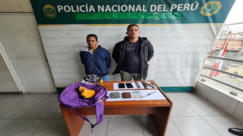 Policía Nacional: extranjeros robaban en cajeros automáticos con «regletas»