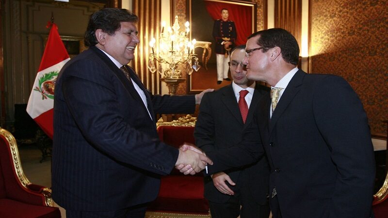 Corrupción: Alan García también recibía dinero en Palacio de Gobierno pero en loncheras