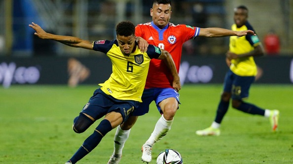 FIFA pone suspenso a la participación de Ecuador en el Mundial